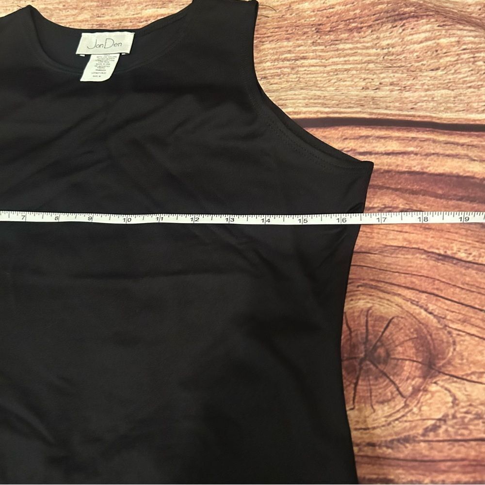 Women’s Jon Den Black Tank Size Medium - Picture 3 of 5